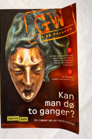 Kan man dø to ganger? av Leif G. W. Persson - Forside