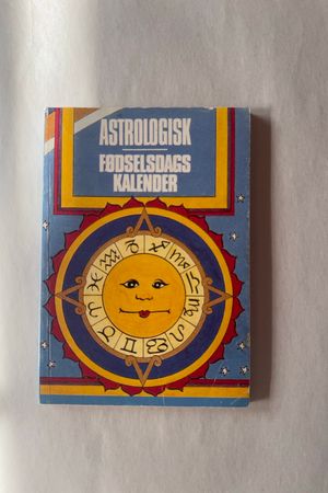 Astrologisk fødselsdagskalender av Jonathan Cainer - Forside