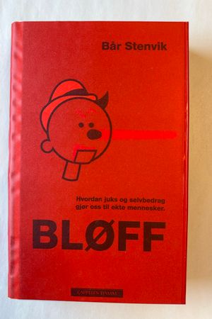 Bløff av Bår Stenvik - Forside
