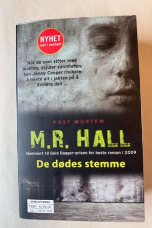 De dødes stemme av M.R. Hall - Forside