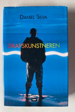 Drapskunstneren av Daniel Silva - Forside