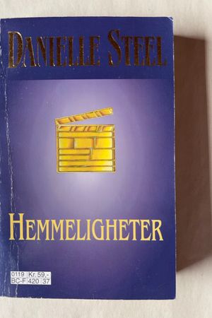 Hemmeligheter av Danielle Steel - Forside