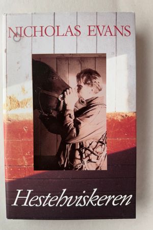 Hesteviskeren av Nicholas Evans - Forside