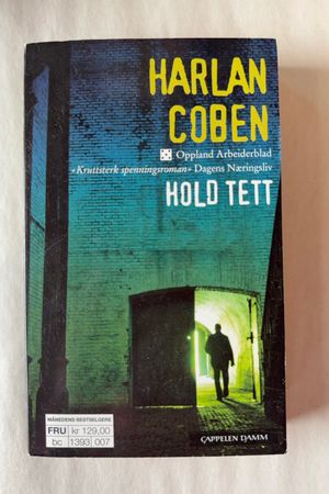 Hold tett av Harlan Coben - Forside