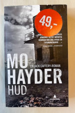 Hud kriminalroman av Mo Hayder - Forside