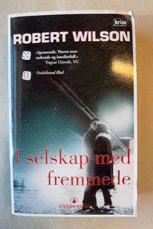 I selskap med fremmede av Robert Wilson - Forside