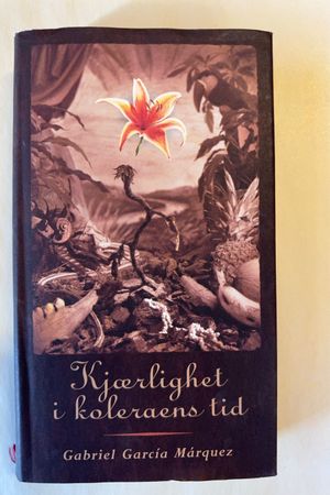 Kjærlighet i koleraens tid av Gabriel García Márquez - Forside