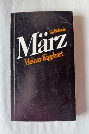 März av Heinar Kipphardt - Forside