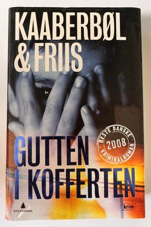 Gutten i kofferten av Kaaberbøl & Friis - Forside