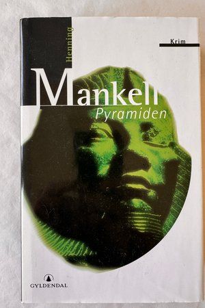 Pyramiden av Henning Mankell - Forside