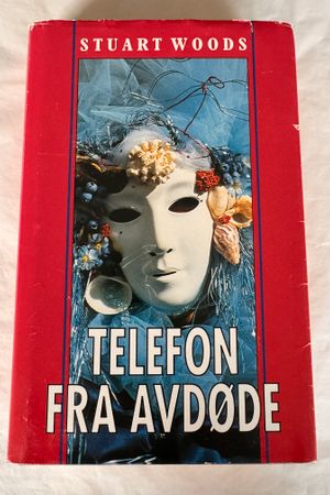 Telefon fra avdøde av Stuart Woods - Forside