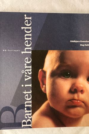 Barnet i våre hender av Oddbjørn Evenshaug, Dag Hallen - Forside