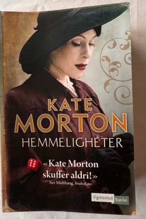 Hemmeligheter av Kate Morton - Forside