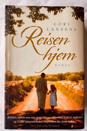 Reisen hjem av Lori Lansens - Forside