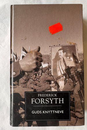 Guds knyttneve av Frederick Forsyth - Forside