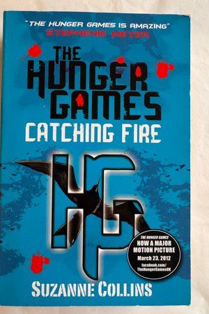 Catching Fire av Suzanne Collins - Forside