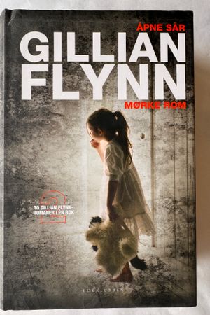 Åpne sår / Mørke rom av Gillian Flynn - Forside