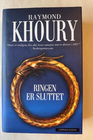 Ringen er sluttet av Raymond Khoury - Forside