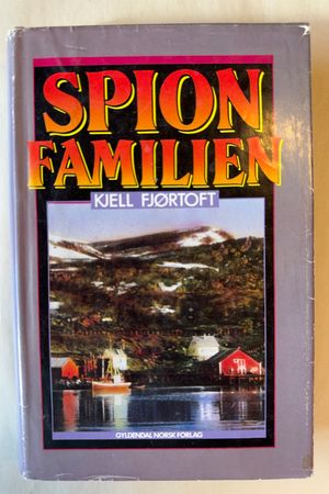 Spionfamilien av Kjell Fjørtoft - Forside
