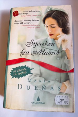 Syersken fra Madrid av María Dueñas - Forside
