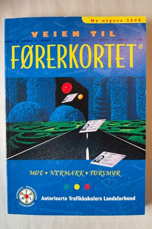 Veien til førerkortet av Moe, Nermark, Torsmyr - Forside